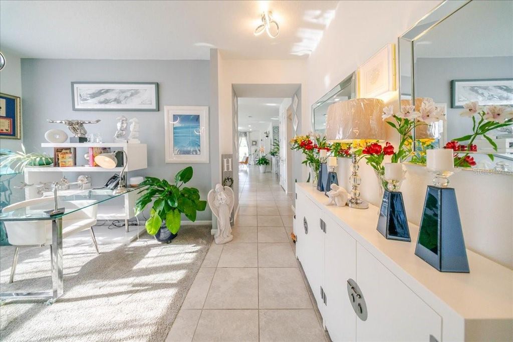 Image 3 of property listing at 1833 SPRING SHOWER CIRCLE, Kissimmee, FL 34744