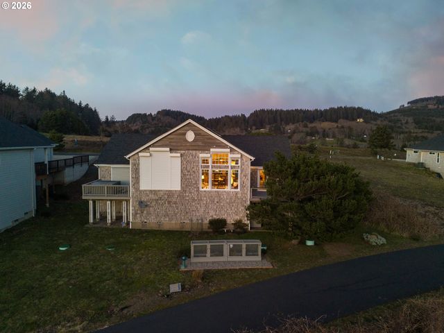 6455 HERON VIEW Dr, Neskowin, OR 97149