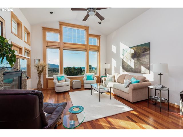 6455 HERON VIEW Dr, Neskowin, OR 97149