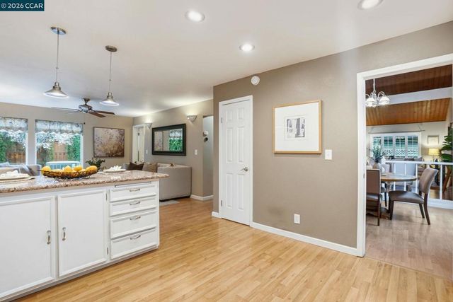 5454 5454 Anselmo Ct, Concord, CA 94521