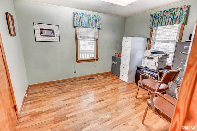 417 N Cheney Street, Taylorville, IL 62568