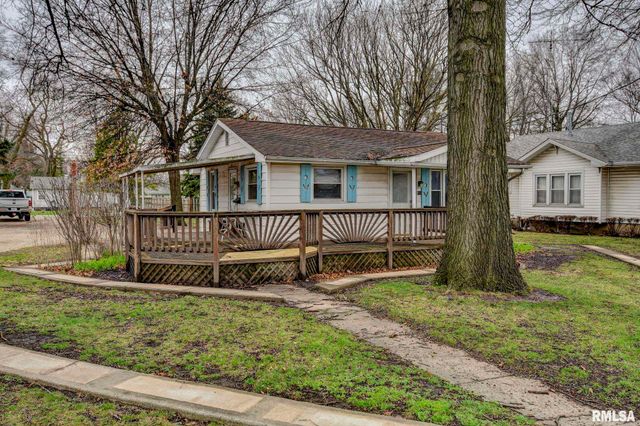 417 N Cheney Street, Taylorville, IL 62568