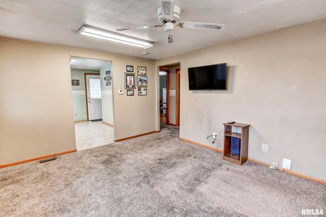 417 N Cheney Street, Taylorville, IL 62568