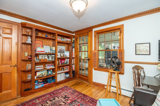 67 Cross St, Rowley, MA 01969