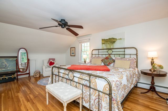 67 Cross St, Rowley, MA 01969