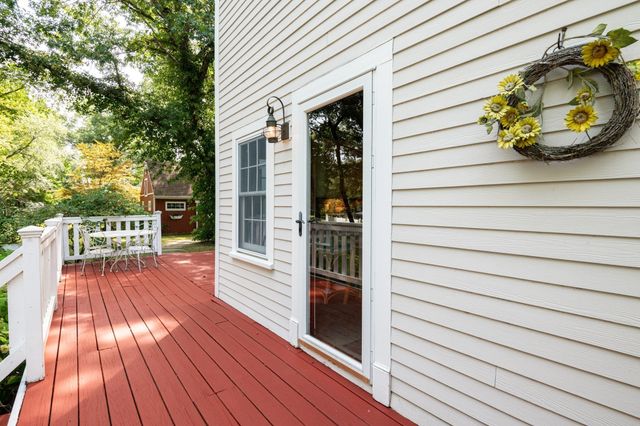 67 Cross St, Rowley, MA 01969