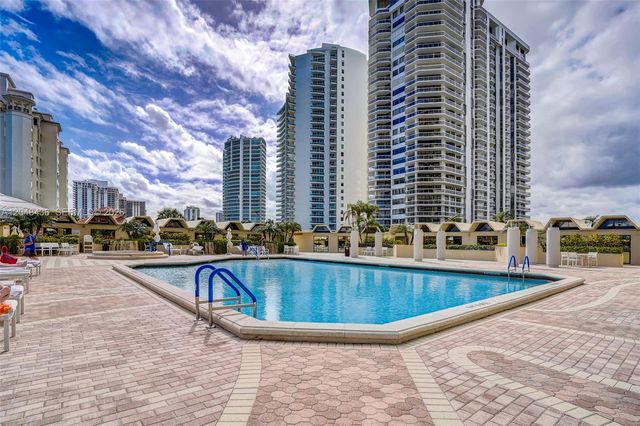 20191 E Country Club Drive 802, Aventura, FL 33180