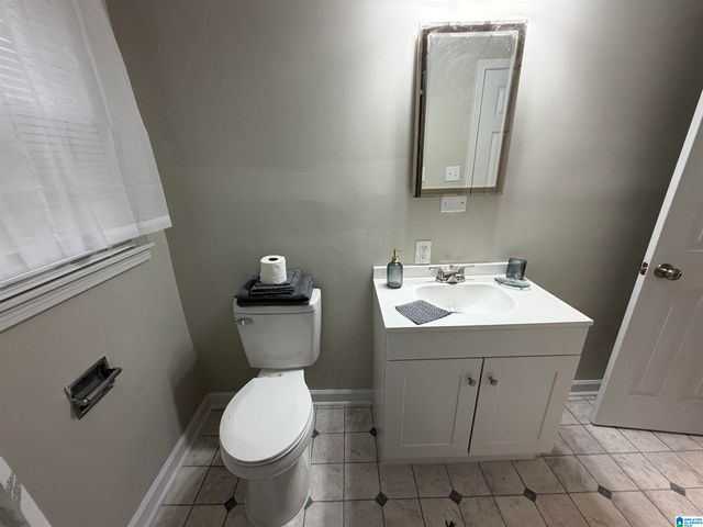 300 JOAN AVENUE, Birmingham, AL 35215