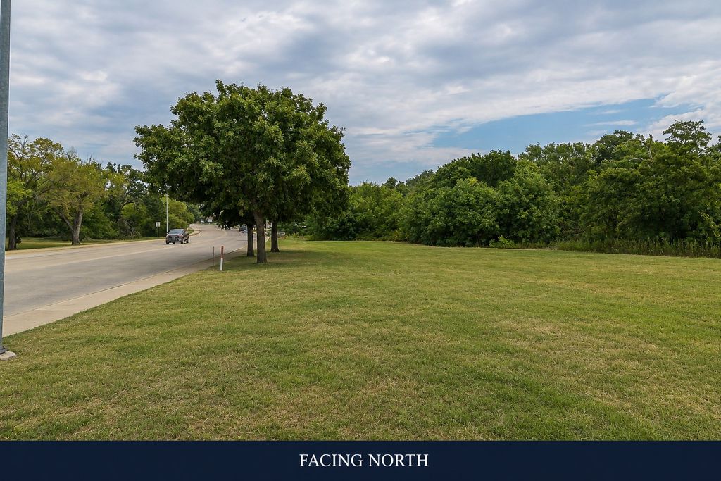 525 Westpark Way, Euless, TX 76040 — photo 3