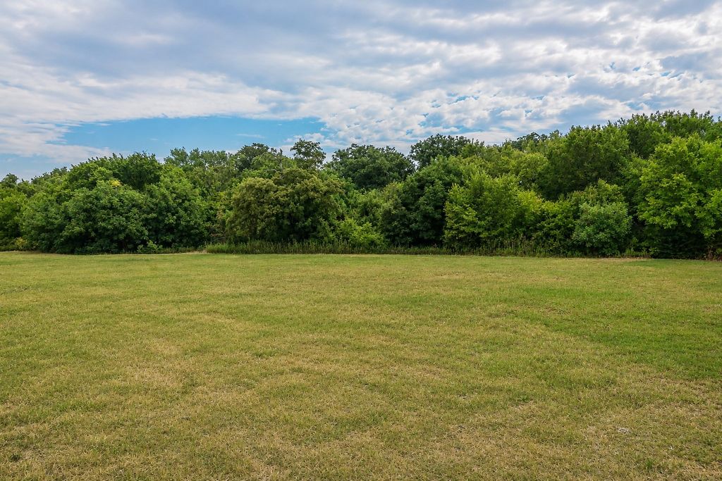 525 Westpark Way, Euless, TX 76040 — photo 4