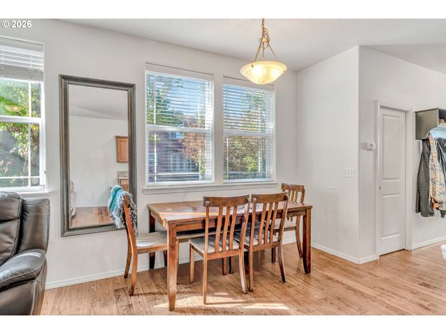2278 Se 171ST Ave, Portland, OR 97233