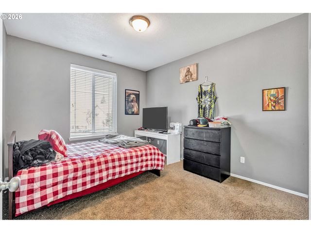 2278 Se 171ST Ave, Portland, OR 97233