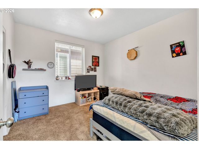 2278 Se 171ST Ave, Portland, OR 97233