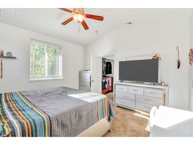 2278 Se 171ST Ave, Portland, OR 97233