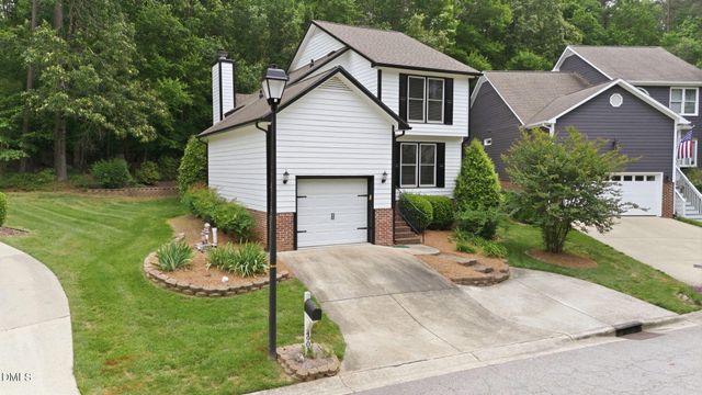 4901 Willowtree Lane, Clayton, NC 27520