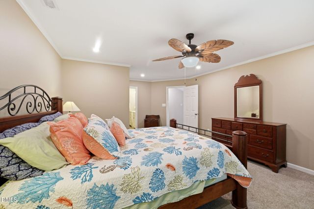 4901 Willowtree Lane, Clayton, NC 27520