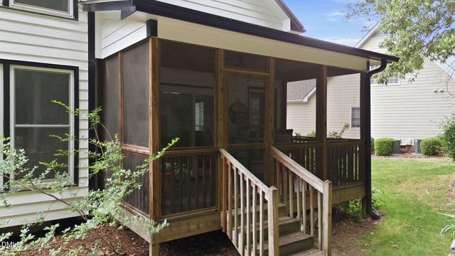 4901 Willowtree Lane, Clayton, NC 27520