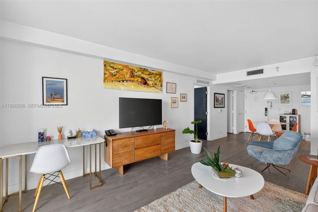 1100 West Ave 624, Miami Beach, FL 33139