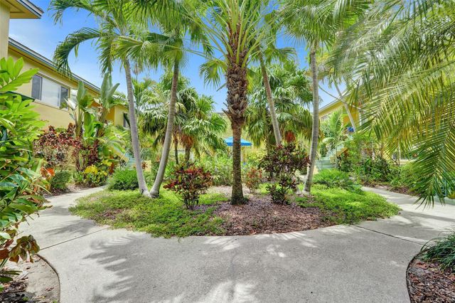 729 NE 16th Ave 729D, Fort Lauderdale, FL 33304