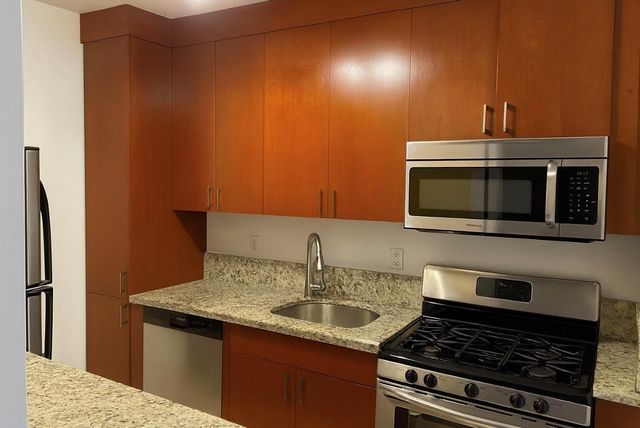 729 NE 16th Ave 729D, Fort Lauderdale, FL 33304