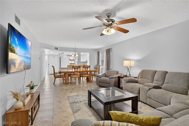 75 Saint Andrews BLVD A100, Naples, FL 34113