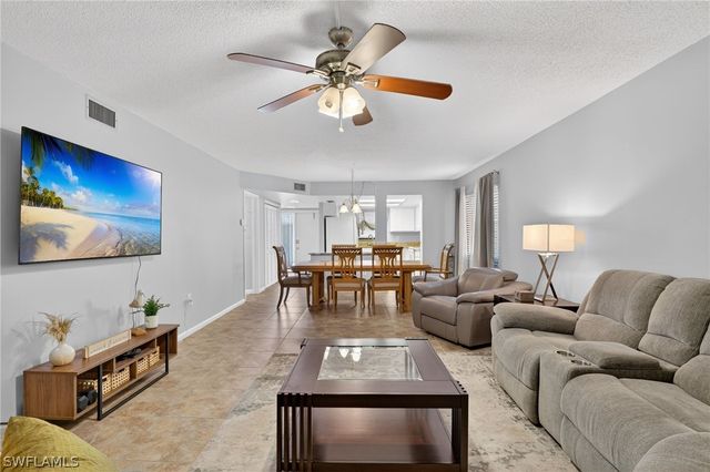 75 Saint Andrews BLVD A100, Naples, FL 34113