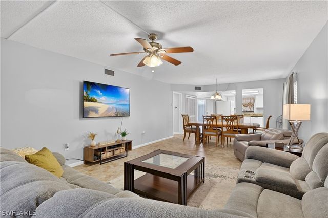 75 Saint Andrews BLVD A100, Naples, FL 34113