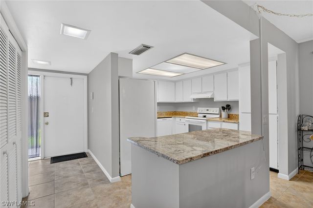 75 Saint Andrews BLVD A100, Naples, FL 34113