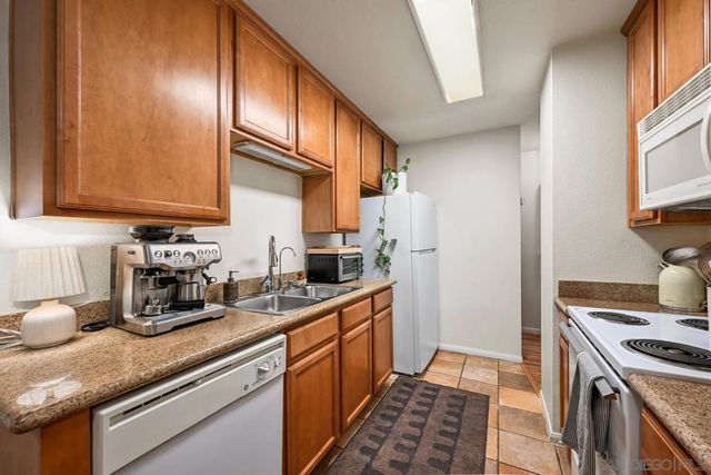 1650 S El Camino Real 102, Encinitas, CA 92024