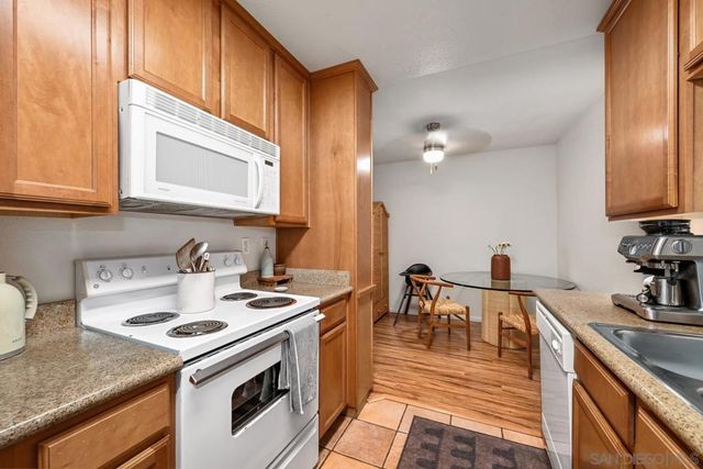 1650 S El Camino Real 102, Encinitas, CA 92024