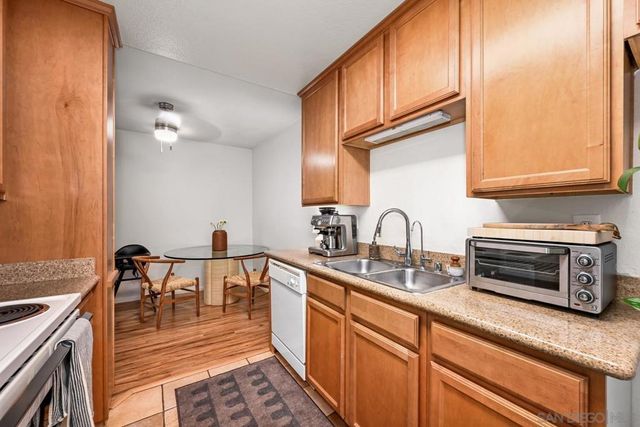 1650 S El Camino Real 102, Encinitas, CA 92024