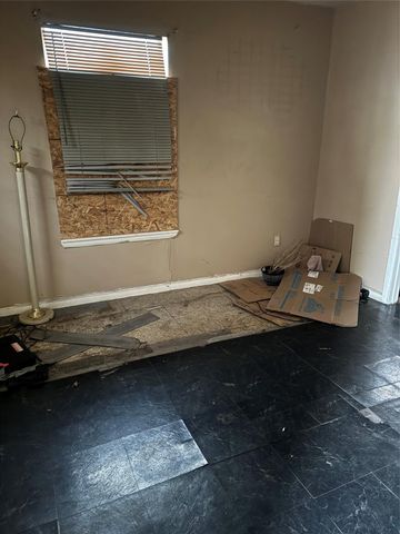 4710 Antha Street, Houston, TX 77016