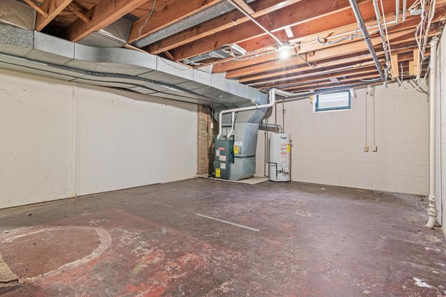 1244 Skillman Avenue W, Roseville, MN 55113