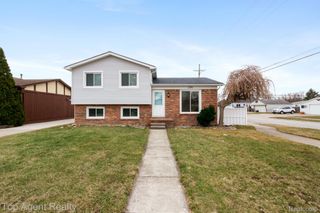 20714 Colman Street, Clinton Charter Township, MI 48035