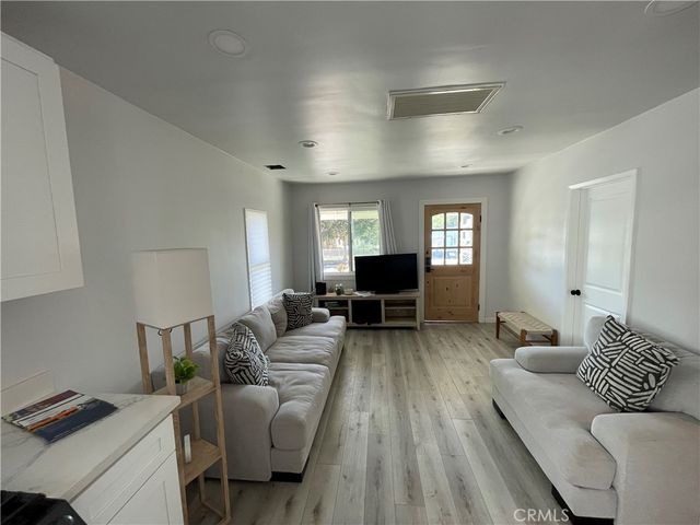 463 Macdonald Street, Pasadena, CA 91103