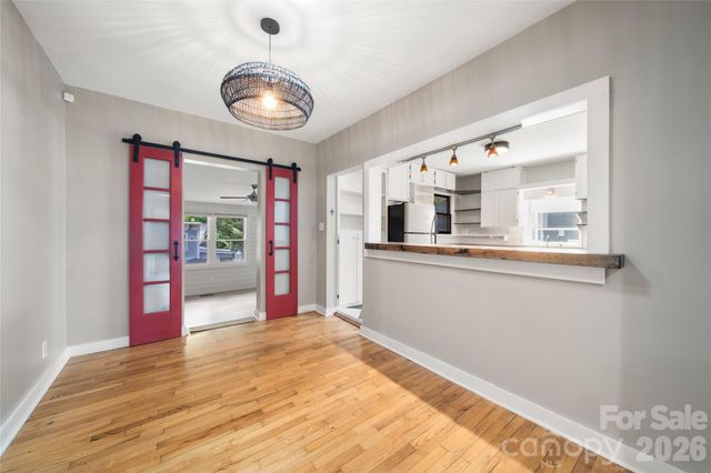 101 Olney Road, Asheville, NC 28806