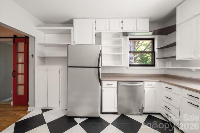 101 Olney Road, Asheville, NC 28806