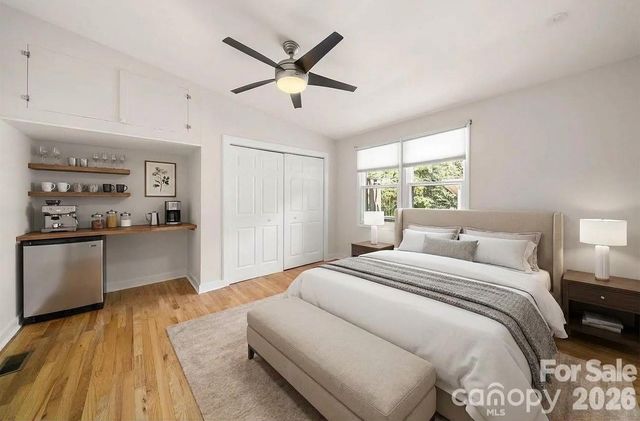 101 Olney Road, Asheville, NC 28806
