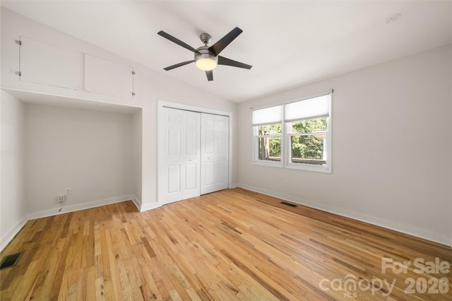101 Olney Road, Asheville, NC 28806