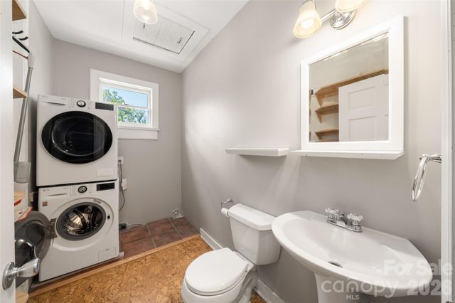 101 Olney Road, Asheville, NC 28806