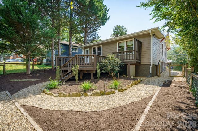 101 Olney Road, Asheville, NC 28806