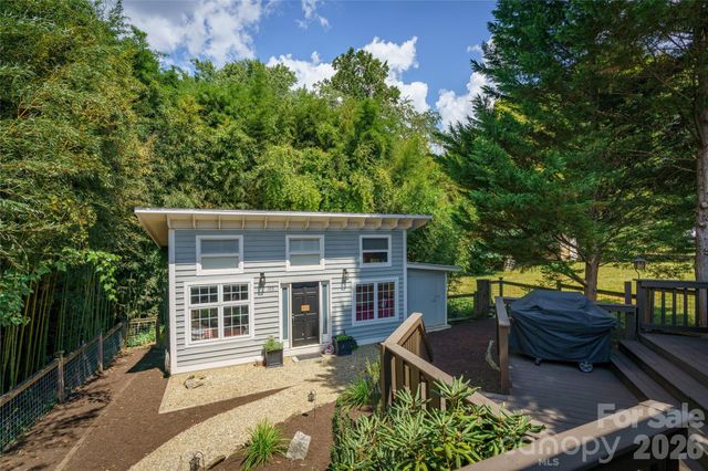 101 Olney Road, Asheville, NC 28806