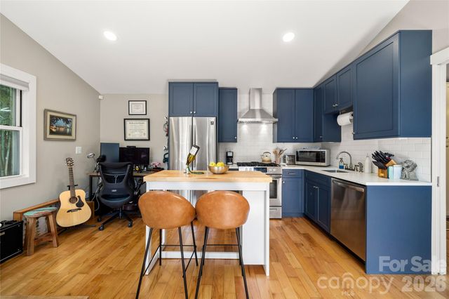 101 Olney Road, Asheville, NC 28806