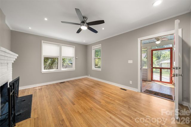101 Olney Road, Asheville, NC 28806