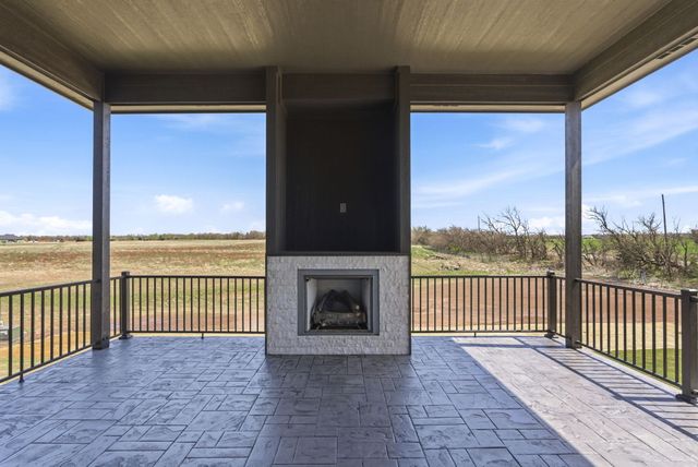 16705 W Hickory Ct, Goddard, KS 67052