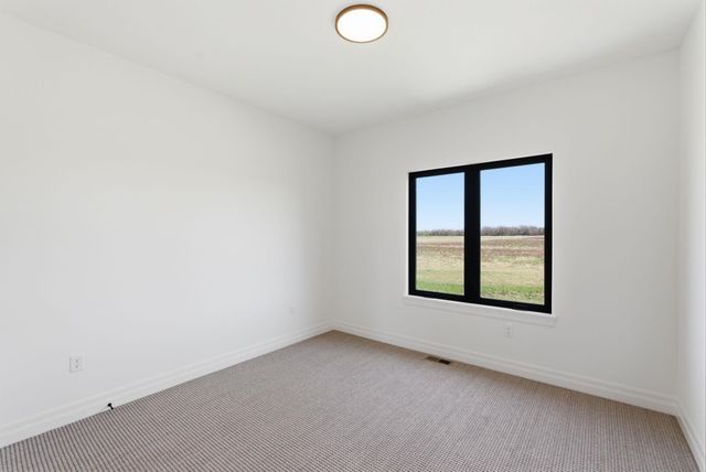 16705 W Hickory Ct, Goddard, KS 67052