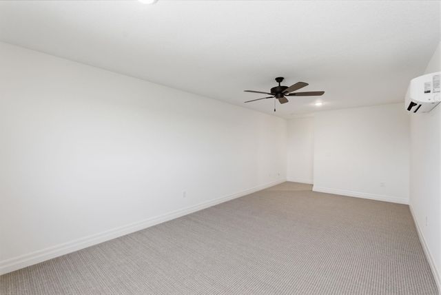 16705 W Hickory Ct, Goddard, KS 67052