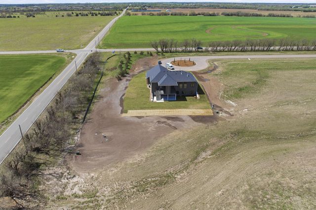 16705 W Hickory Ct, Goddard, KS 67052