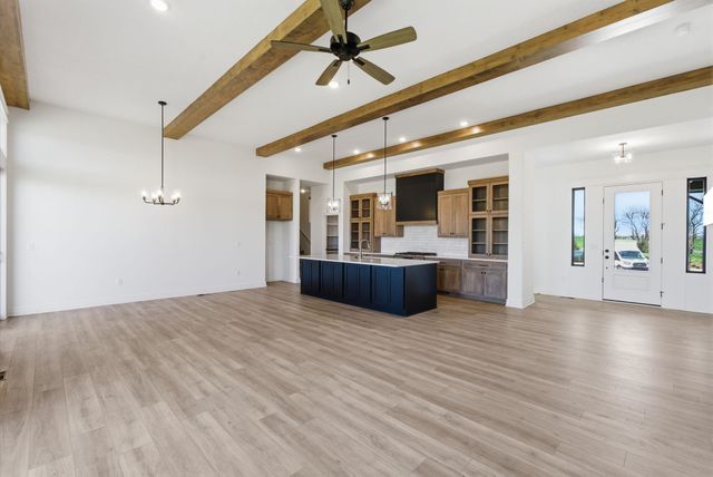 16705 W Hickory Ct, Goddard, KS 67052