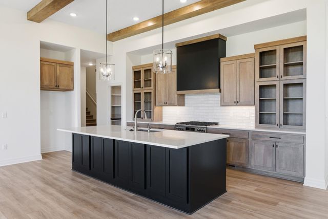 16705 W Hickory Ct, Goddard, KS 67052